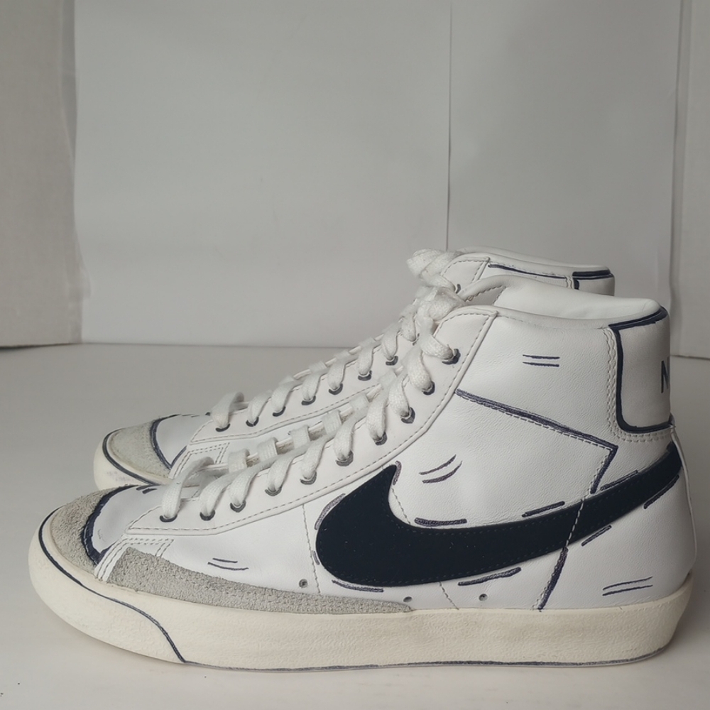 Nike Blazer 77 Mid Sneakers,White Black, CZ1055-100, W Sz 8.5,Men Sz 6.5 Custom